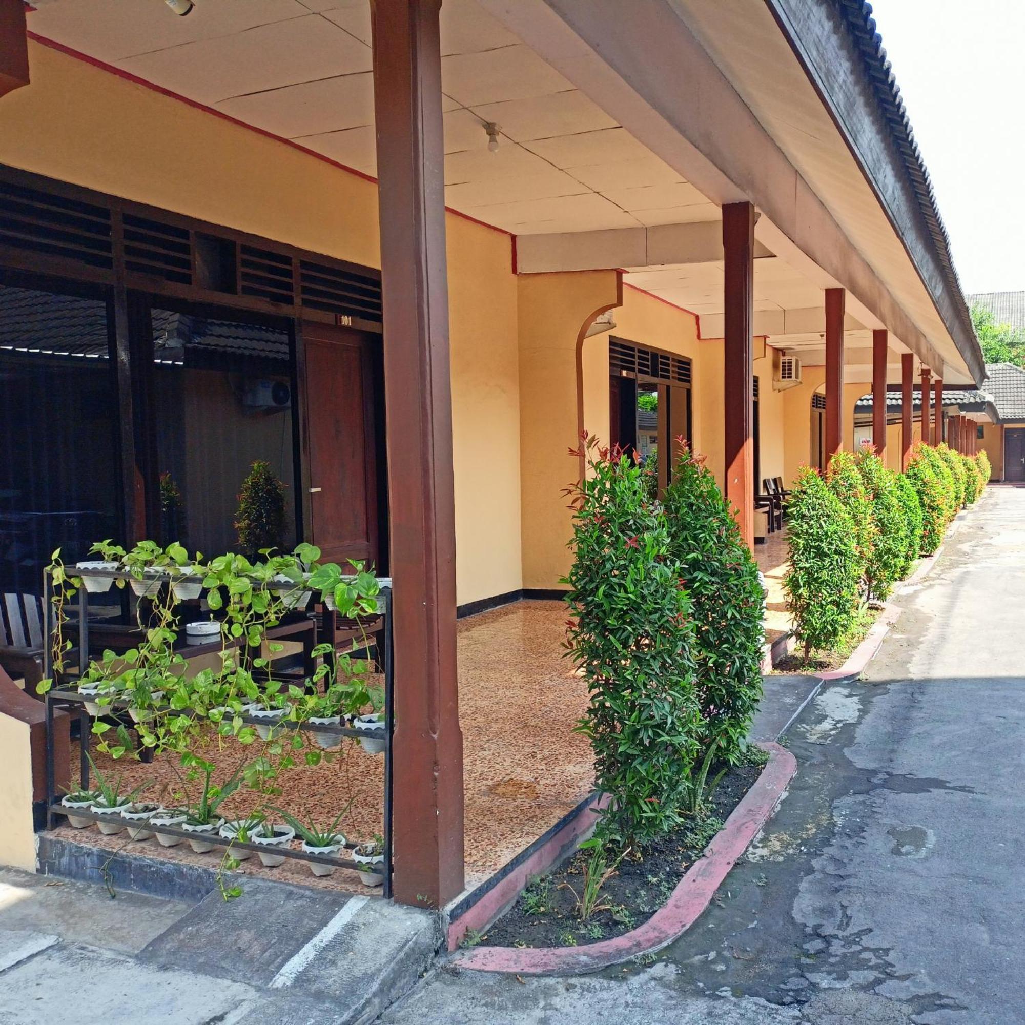Hotel Borobudur Jogja Kejayan Kültér fotó