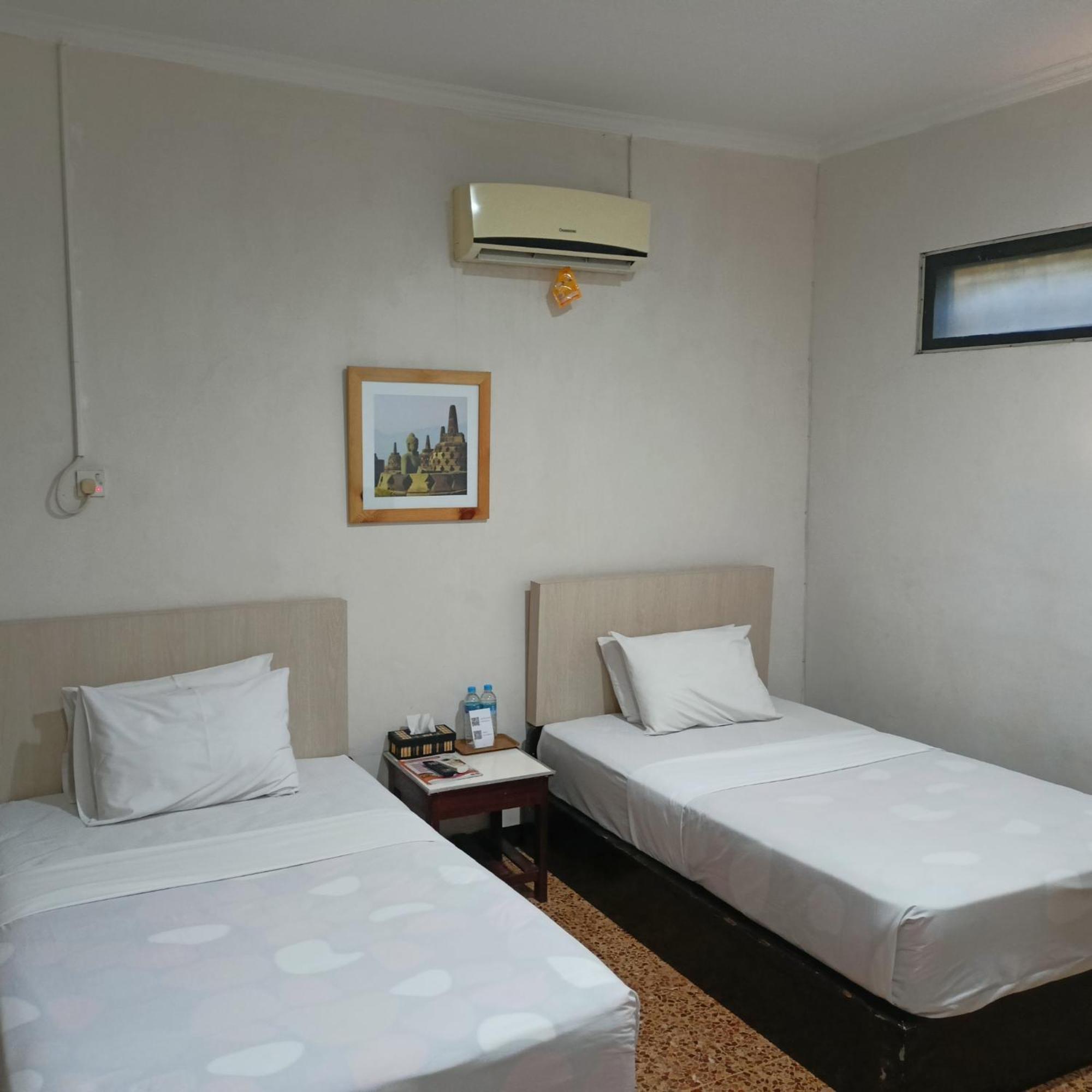 Hotel Borobudur Jogja Kejayan Kültér fotó